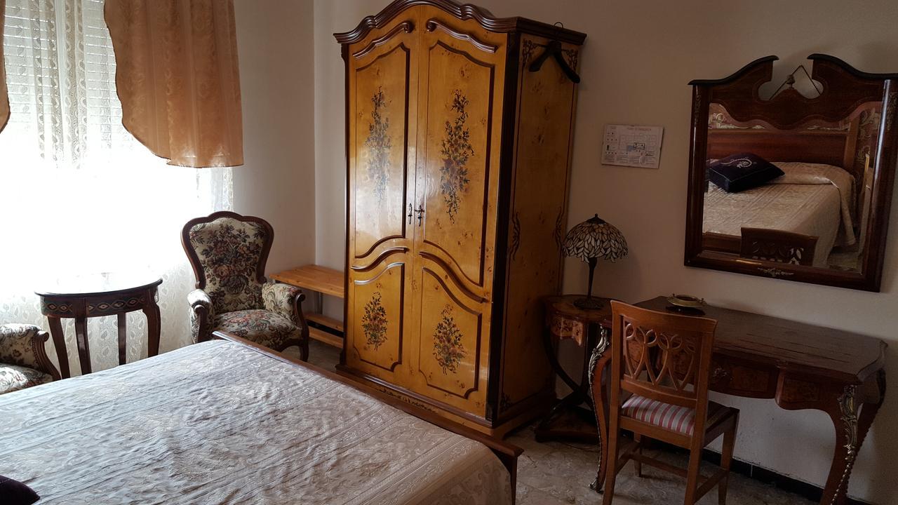 Hotel Royal Alessandria Exterior foto