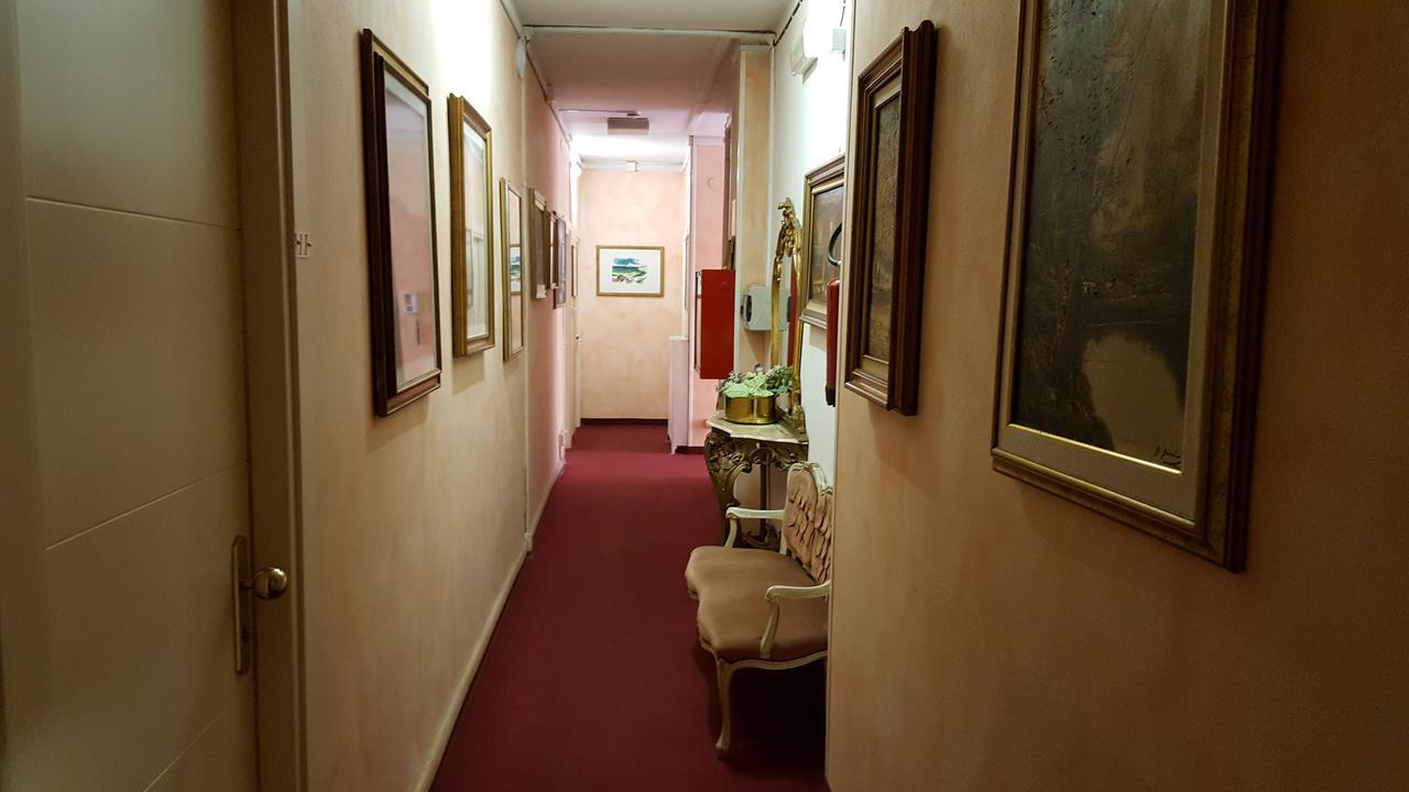 Hotel Royal Alessandria Exterior foto